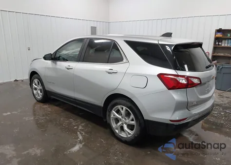 2021 Chevrolet Equinox Awd Lt z USA, uszkodzony, nr VIN 3GNAXUEV5MS158769
